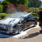 40Rinse1 car washing niisan gtr